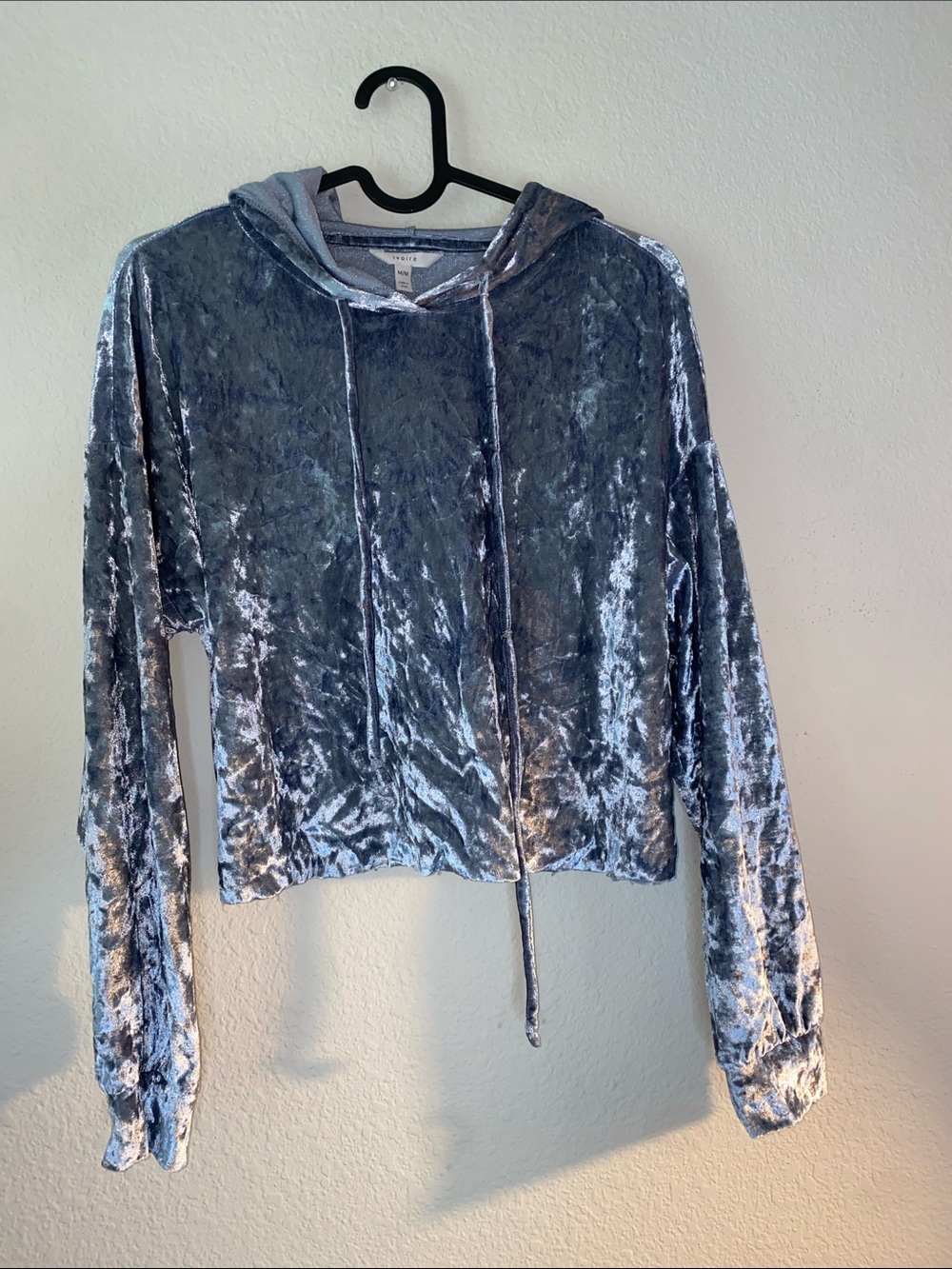 🐛Gray-Blue Crushed Velvet Cropped Pull-Over Hoodie! - Picture 2 of 6